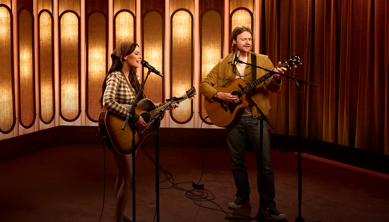 Apple Music Session Kacey Musgraves és FINNEAS videó lejátszása